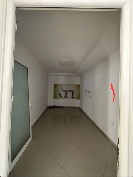 Qera Ambjent biznesi - ( Laprak )