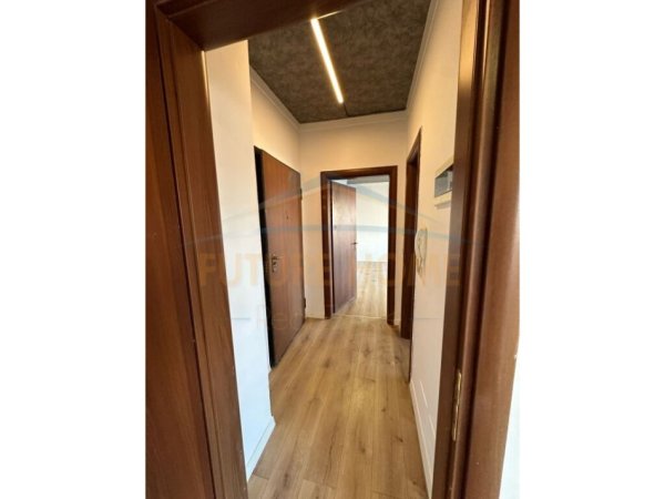 Qera,Apartament 1+1, Rruga e Barrikadave