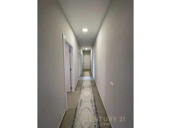 APARTAMENT ME QIRA 2+1+POST PARKIMI TE FARMACIA10 !