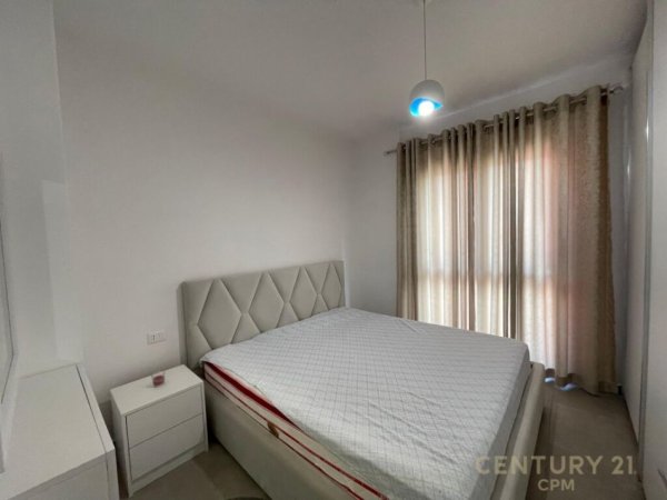 APARTAMENT ME QIRA 2+1+POST PARKIMI TE FARMACIA10 !