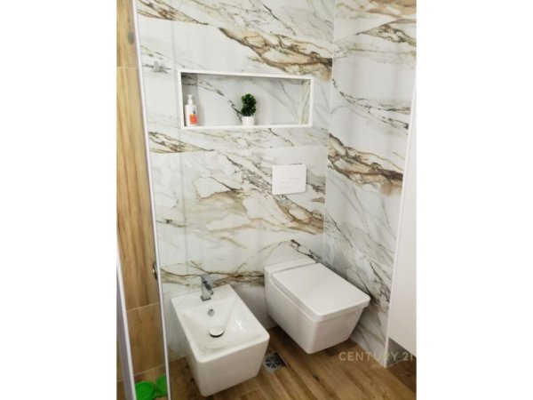 Apartament 2+1+2, Rezidenca "Oasis", Unaza E Re!