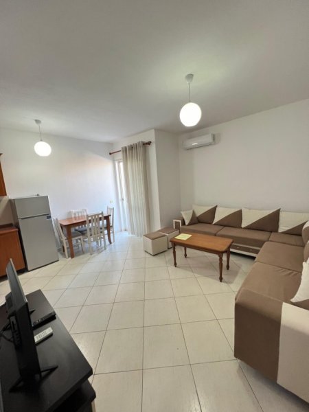 Apartament 1+1 për qera