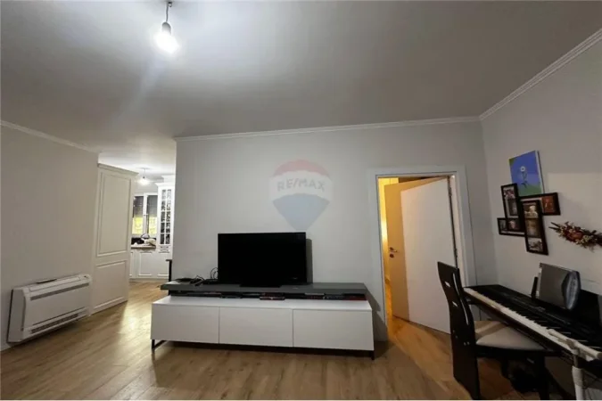 JEPET APARTAMENT 1+1 ME QIRA, KOMUNA E PARISIT