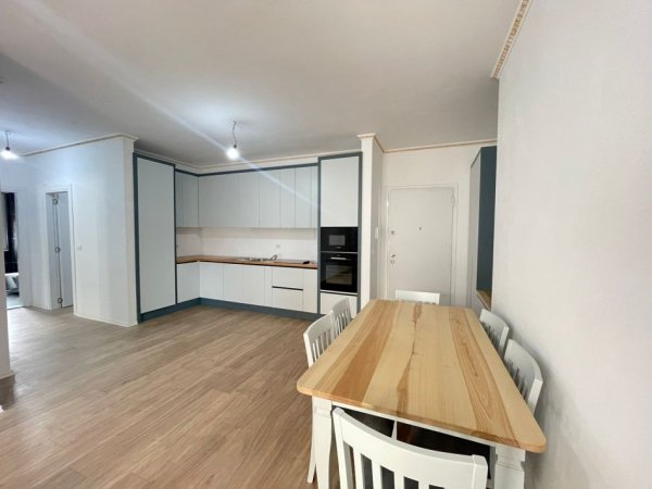 Shitet, Apartament 2+1,Ali Demi