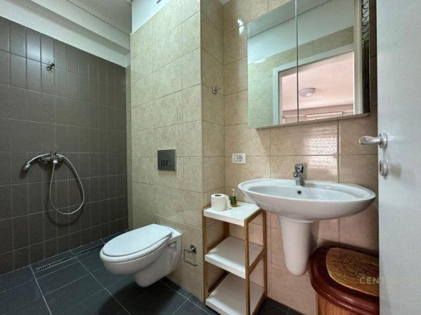 Apartament 2+1+2+Verande me qira tek Kompleksi Magnet, 21 Dhjetori!