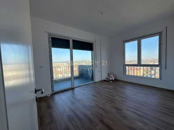 SHESIM APARTAMENT 3+1 TEK RRUGA 5 MAJI