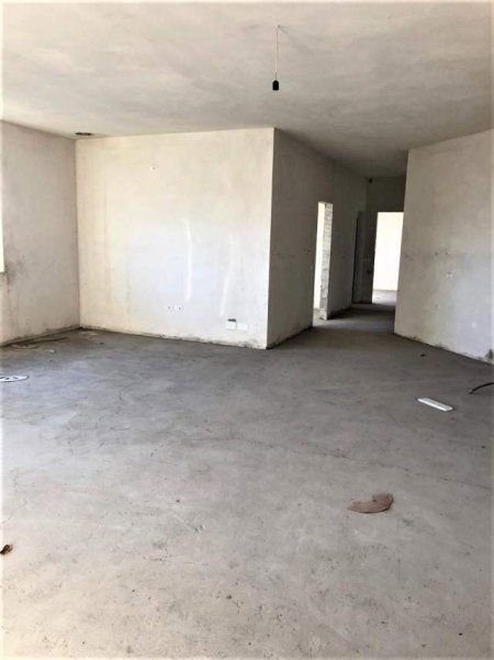 Tirane, jepet me qera apartament 95 m² 500 Euro