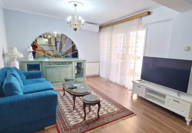 Tirane, jepet me qera apartament 120 m² 800 Euro