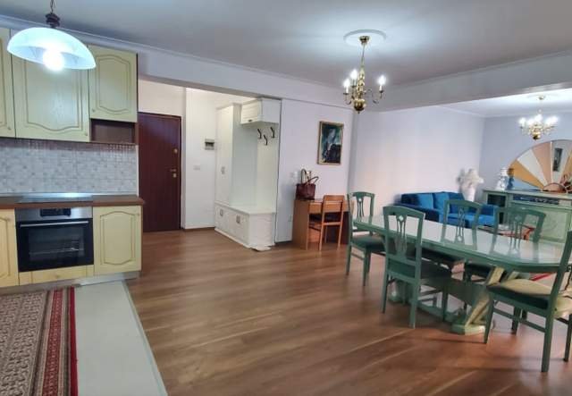 Tirane, jepet me qera apartament 120 m² 800 Euro