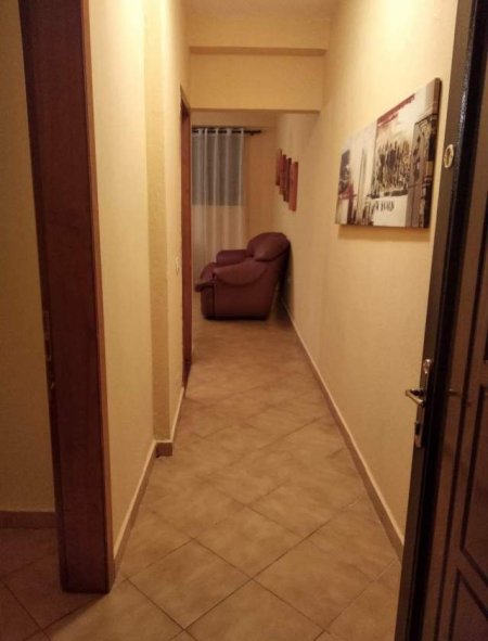 Tirane, jepet me qera apartament 2+1+BLK Kati 9, 90 m² 400 Euro (prokop mima)