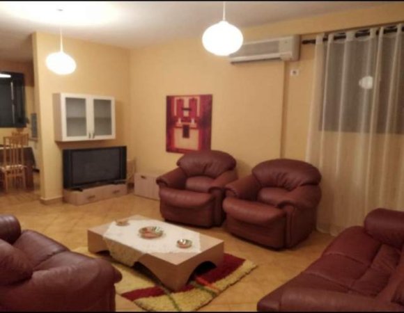 Tirane, jepet me qera apartament 2+1+BLK Kati 9, 90 m² 400 Euro (prokop mima)