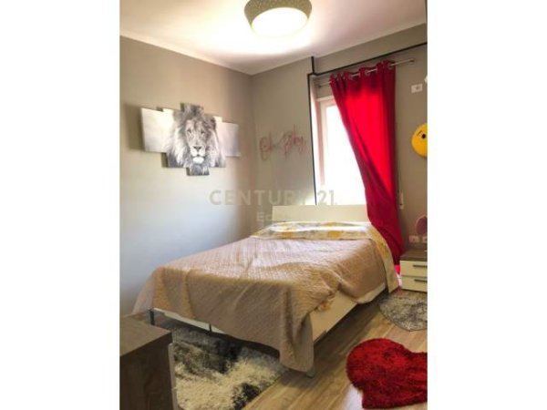 Durres, shitet apartament 1+1+BLK Kati 5, 57 m² 75.000 Euro (qender te durresit)