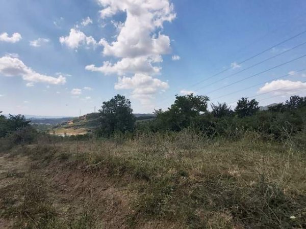 Tirane, shes toke 3.000 m² 599.500 Euro