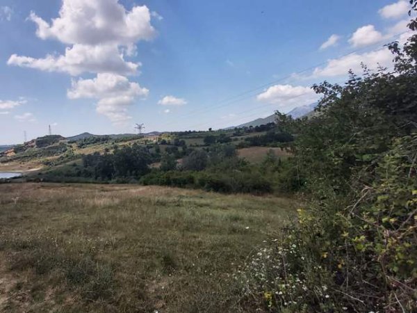 Tirane, shes toke 3.000 m² 599.500 Euro