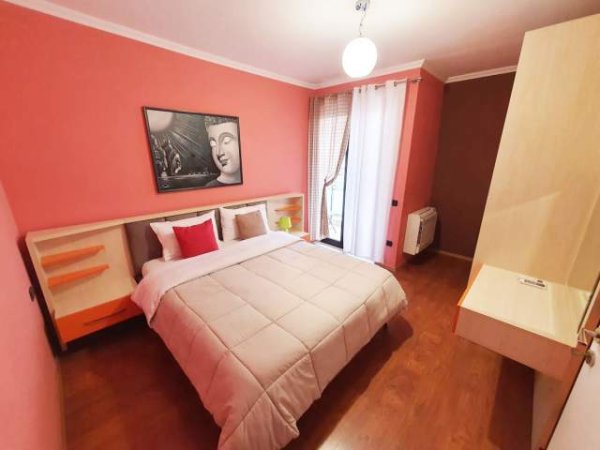 Tirane, shitet apartament 65 m² 175.000 Euro