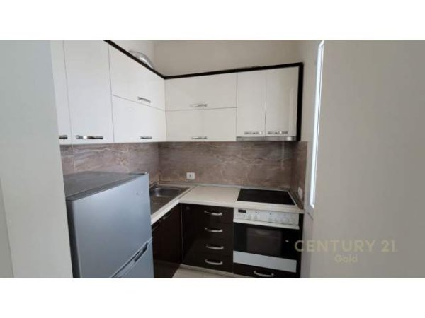 Durres, shitet apartament 1+1+BLK Kati 3, 53 m² 63.000 Euro (gjiri i lalezit)