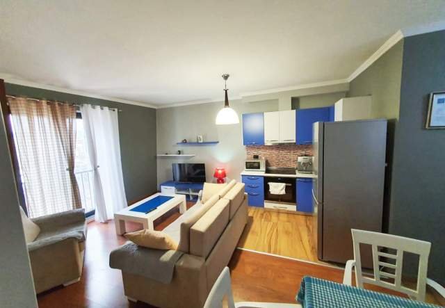 Tirane, shitet apartament 65 m² 175.000 Euro