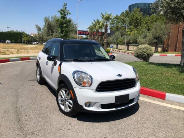 Tirane, shes makine MINI COOPER COUNTRYMAN 1.6 BENZIN+GAZ Viti 2012,