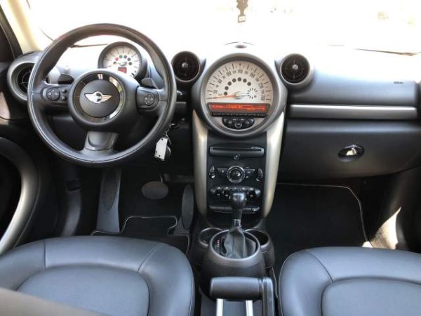 Tirane, shes makine MINI COOPER COUNTRYMAN 1.6 BENZIN+GAZ Viti 2012,