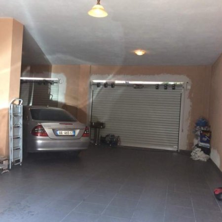 Tirane, shitet Vile 564 m² 620.000 Euro