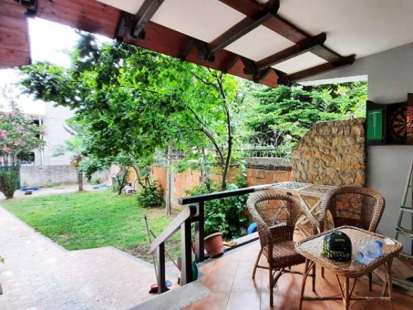 Tirane, shitet shtepi 400 m² 200.000 Euro