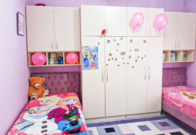 Tirane, shitet Vile 5.500 m² 850.000 Euro