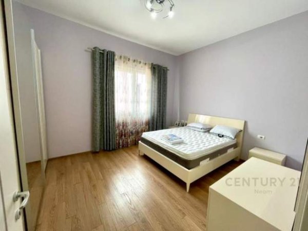 Tirane, jepet me qera apartament 2+1+BLK Kati 6, 125 m² 550 Euro (Selite e Vjeter, Kopshti Botanik)