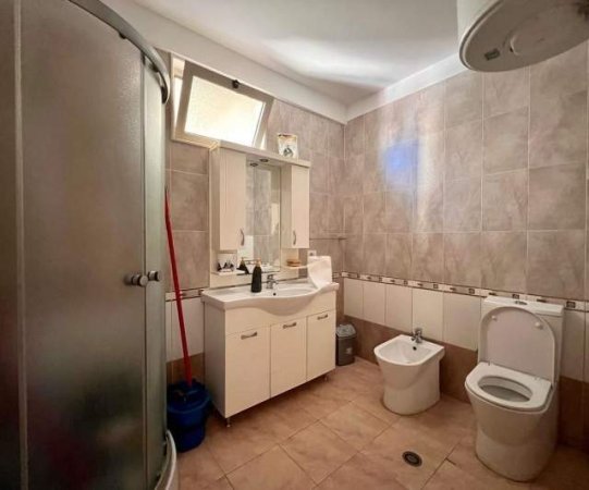 Tirane, jepet me qera apartament 2+1 Kati 3, 84 m² 420 Euro (Tefta Tashko)