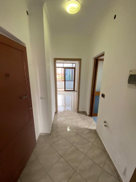 Apartament Per Shitje 1+1 Tek Rruga Bardhyl, Tirane.