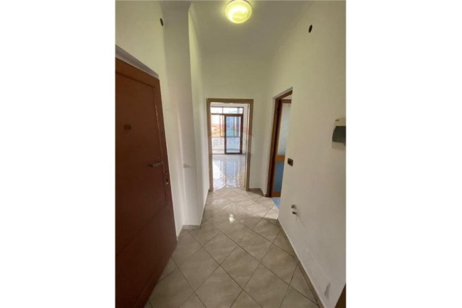 APARTAMENT NE SHITJE 1+1 NE RRUGEN BARDHYL