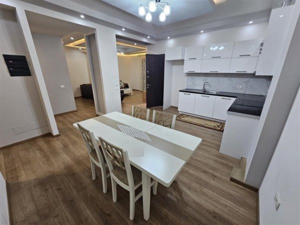 JEPET ME QERA APARTAMENT 2+1 500 EURO FRESK