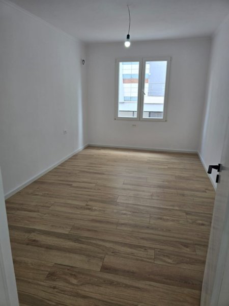 Apartament Ne Shitje 2+1 Tek Rruga E Kavajes, Tirane.