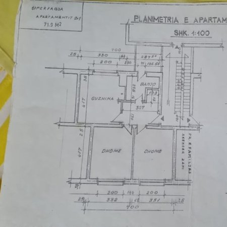 JEPET ME  QERA ZYRE 2+1 100M2 1000 EURO 21 DHJETORI