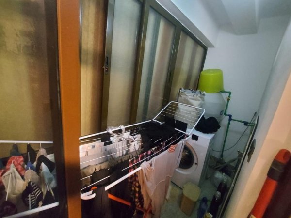 Jepet me qera Apartamenti 1+1 , Myslym Shyr , prane shkolles Pjeter Budi  500 euro