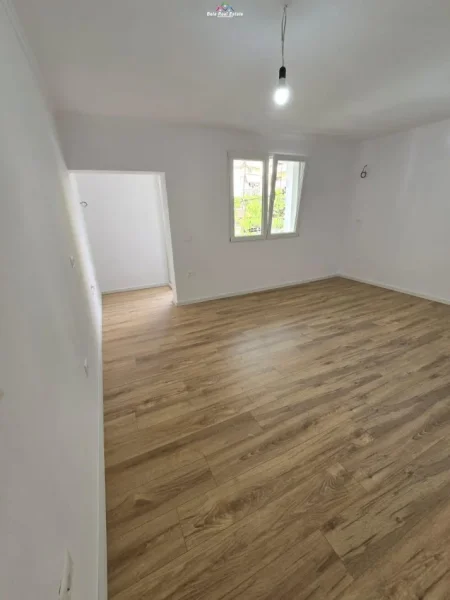 Apartament Ne Shitje 2+1 Tek Rruga E Kavajes (ID B121159) Tirane