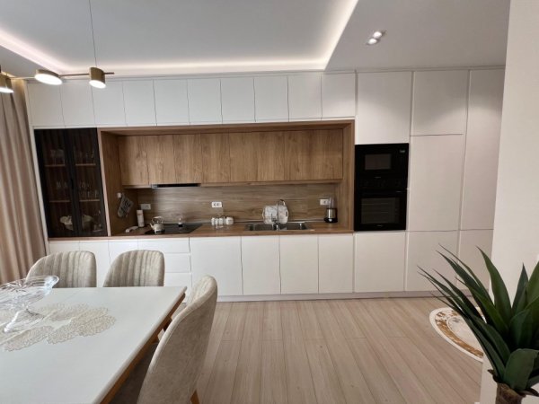 SHITET, APARTAMENT 2+1, FUSHA AVIACIONIT, TIRANË