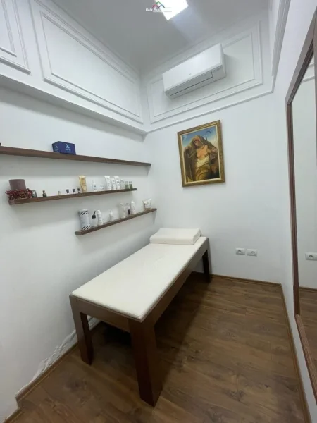 Ambient Biznesi Per Estetik Me Qera Tek Rruga E Kosovareve (ID BD21524) Tirane.