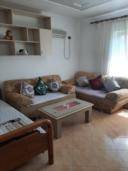 APARTAMENT 1+1 ME QERA TEK BRRYLI