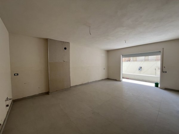 SHITET APARTAMENT 2+1+2 TE PAZARI I RI!