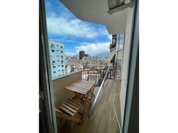 APARTAMENT 1+1 ME QIRA PRANE SQUARE 21