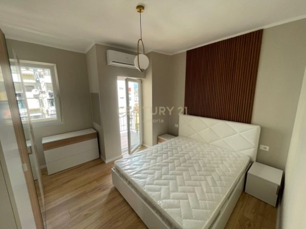 APARTAMENT 1+1 ME QIRA PRANE SQUARE 21