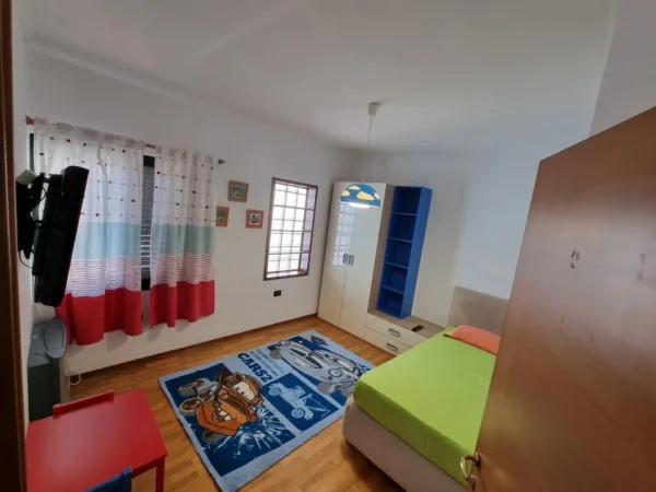 📢Jepet Apartament 2+1 me Qera, te Rruga Him Kolli,Rr.Kavajes🔑