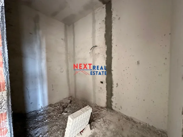 REZERVO PRONEN VETEM ME 500€! SHITET APARTAMENT 2+1 I KONVERTUAR NE STUDIO DHE 1+1 TEK REZIDENCA “ELDA”, VLORE