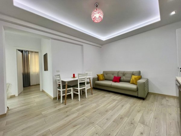 QIRA, APARTAMENT MODERN 1+1 me VERANDË‼️, 500EURO