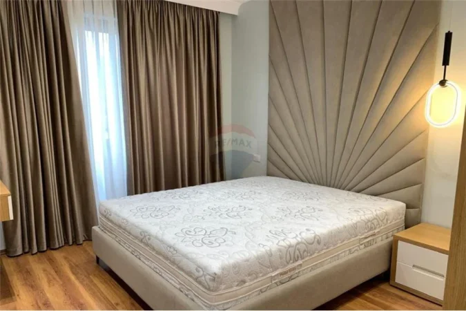 Super Apartament 2+1+2 Per Qira prane Qendres!