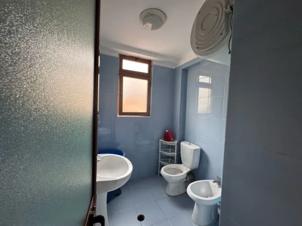 Shitet, Apartament 2+1+2, Rruga Margarita Tutulani / OPP40286