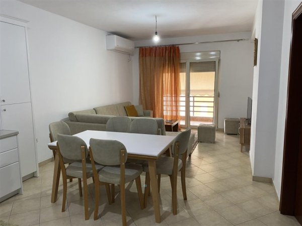 Apartament Me Qera 2+1 Ne Astir, Tirane.