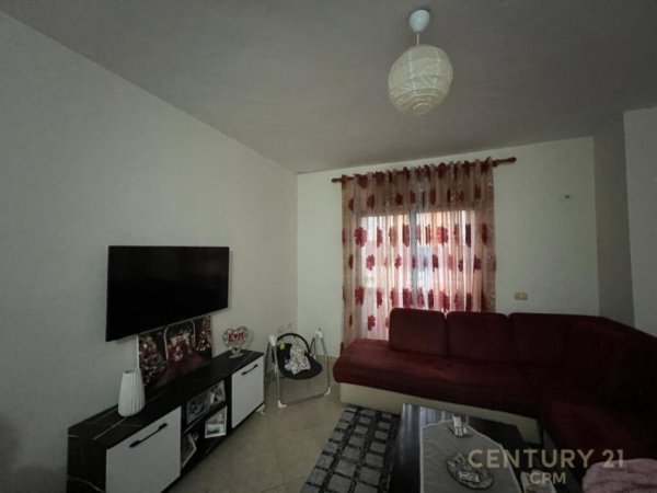 SHESIM APARTAMENT 1+1, Pallatet Cabej