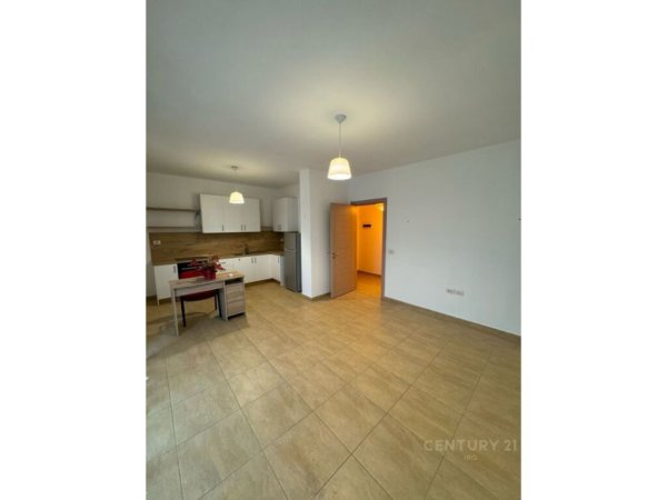 Apartament 2+1 me qera tek Concord Center,5Maji!