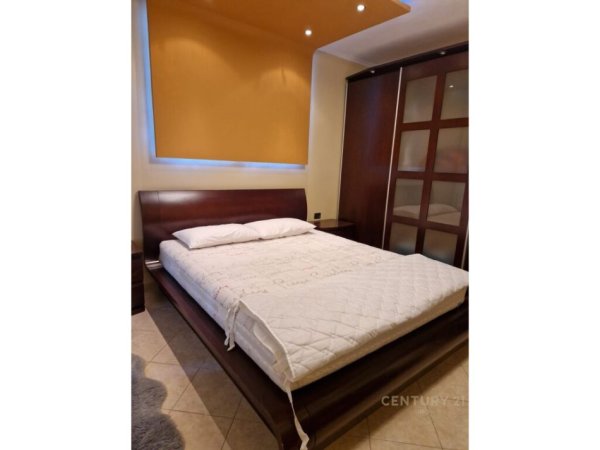 APARTAMENT 2+1 PER QIRA NE ALI DEM!!